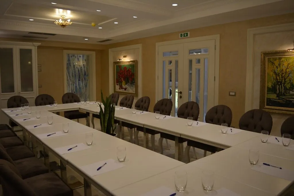 Lot Boutique Hotel By Hotels And Preference Tirana