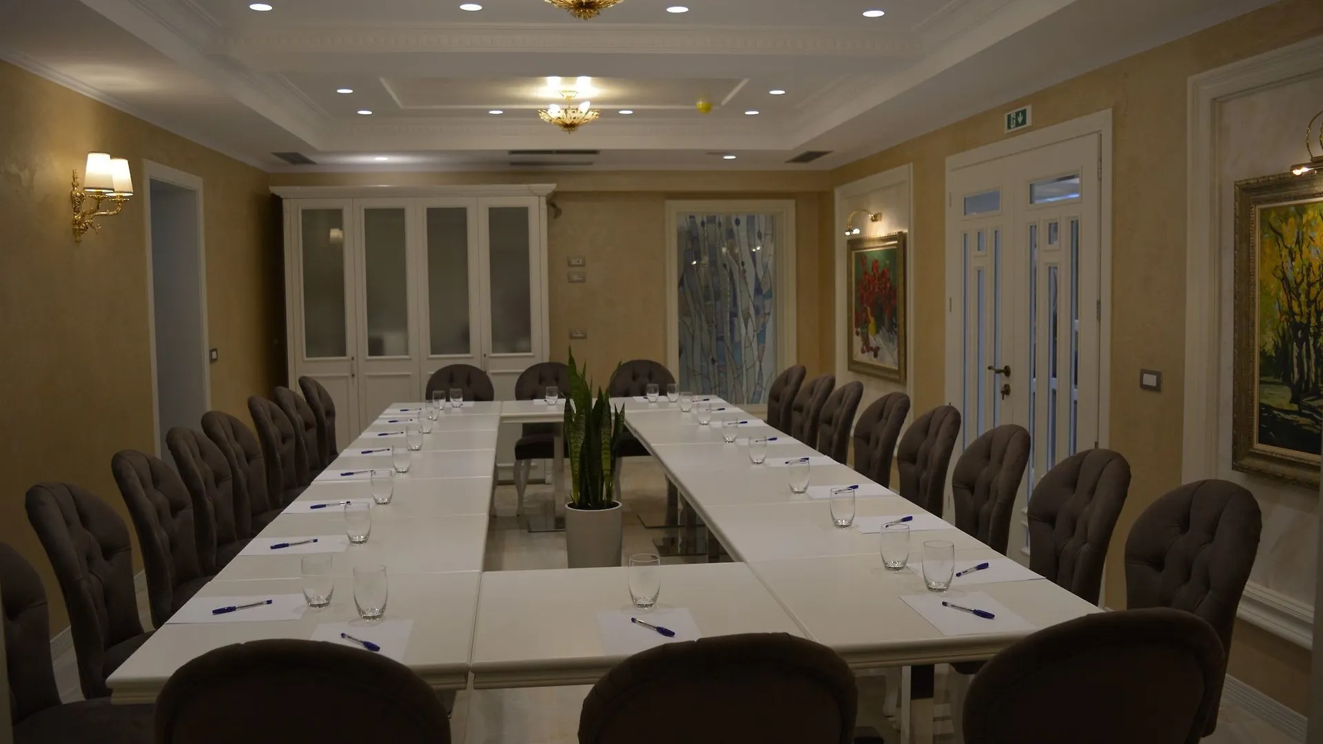 Lot Boutique Hotel By Hotels And Preference Tirana