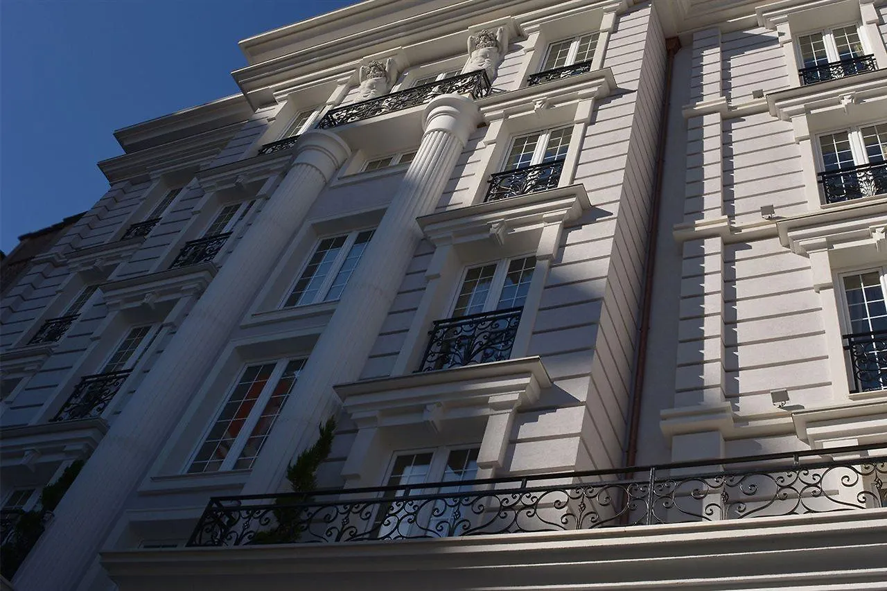Lot Boutique Hotel By Hotels And Preference Tirana