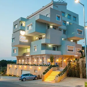 Elite Palace Collak