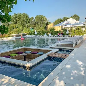 Bora Bora Apartmanhotel