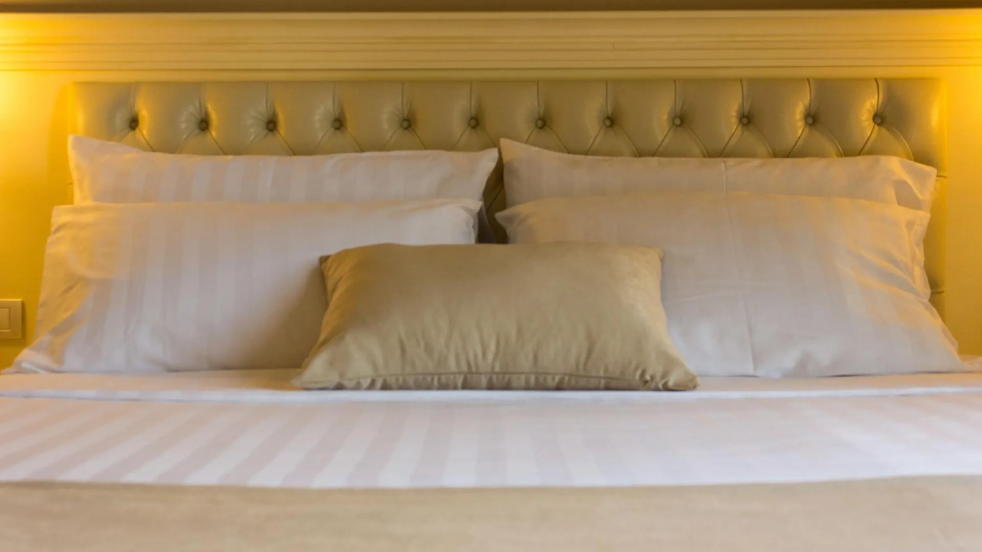 Lot Boutique Hotel By Hotels And Preference Tirana